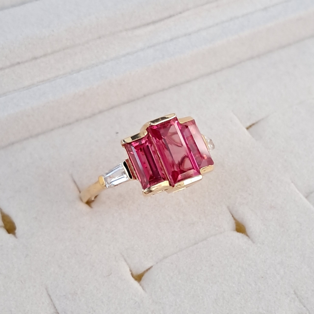 Padparadscha Sapphire and White Topaz Ring 18kt YG Over 925 Sterling Silver - Picture 6 of 7